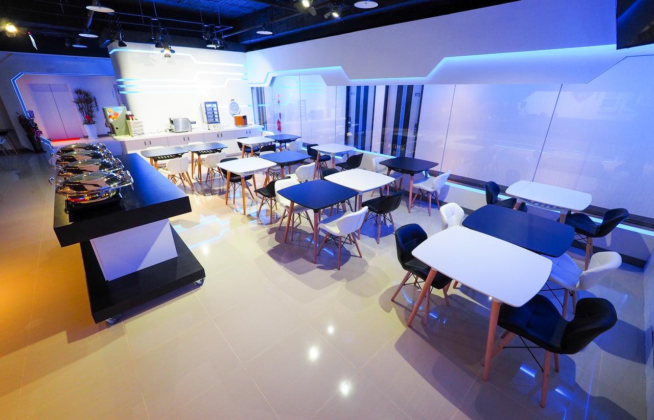 Galaxia Business Hotel Ταϊχούνγκ Εξωτερικό φωτογραφία