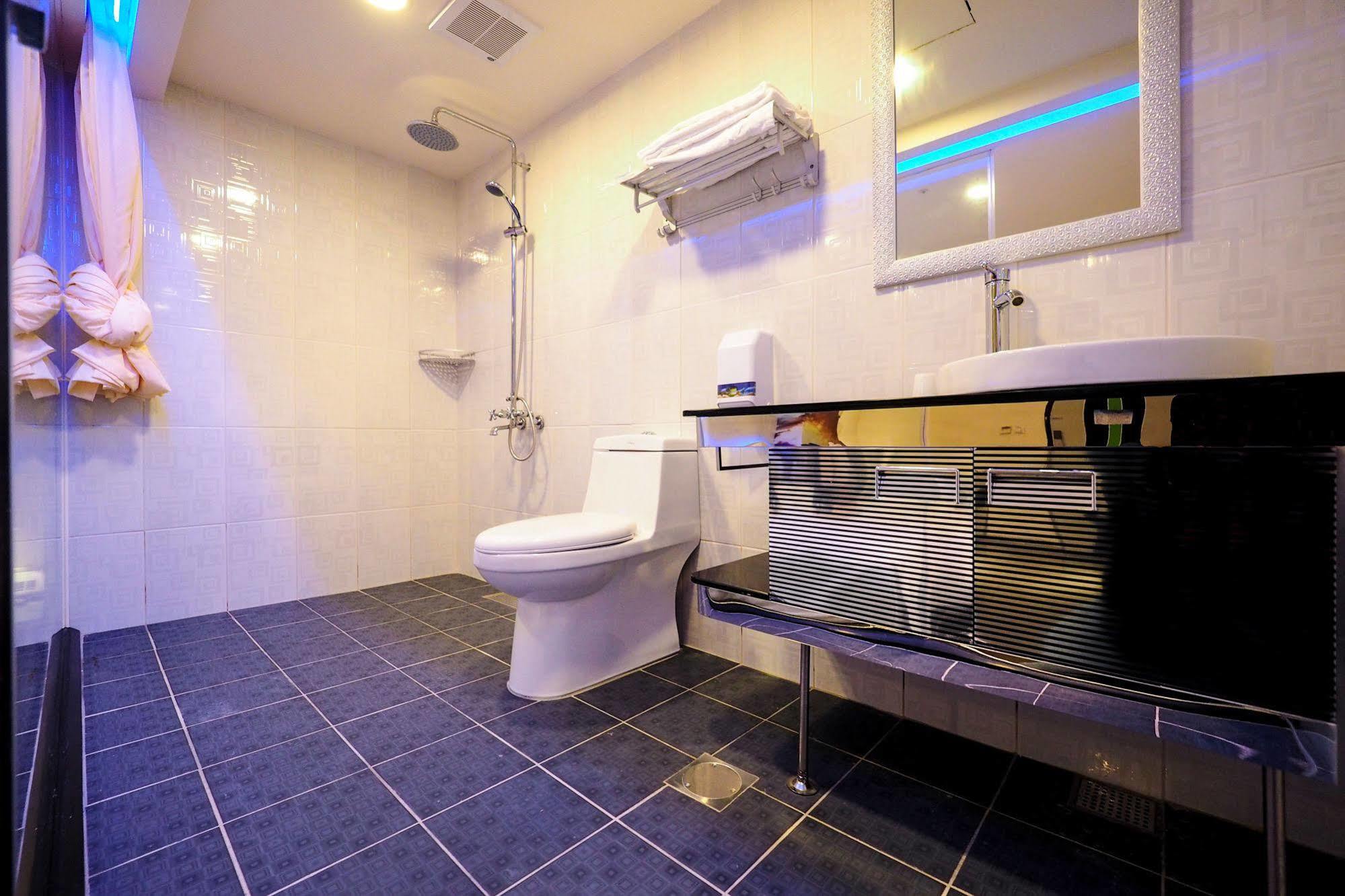 Galaxia Business Hotel Ταϊχούνγκ Εξωτερικό φωτογραφία